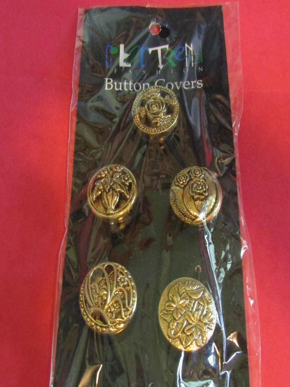 New on Package c1980s Vintage 6 BUTTON COVERS BY COLORTREND Gold-Tone Flowers 1"